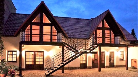 Zabytkowy hotel zaprasza na Sylwestra i Swięta - Sylwester