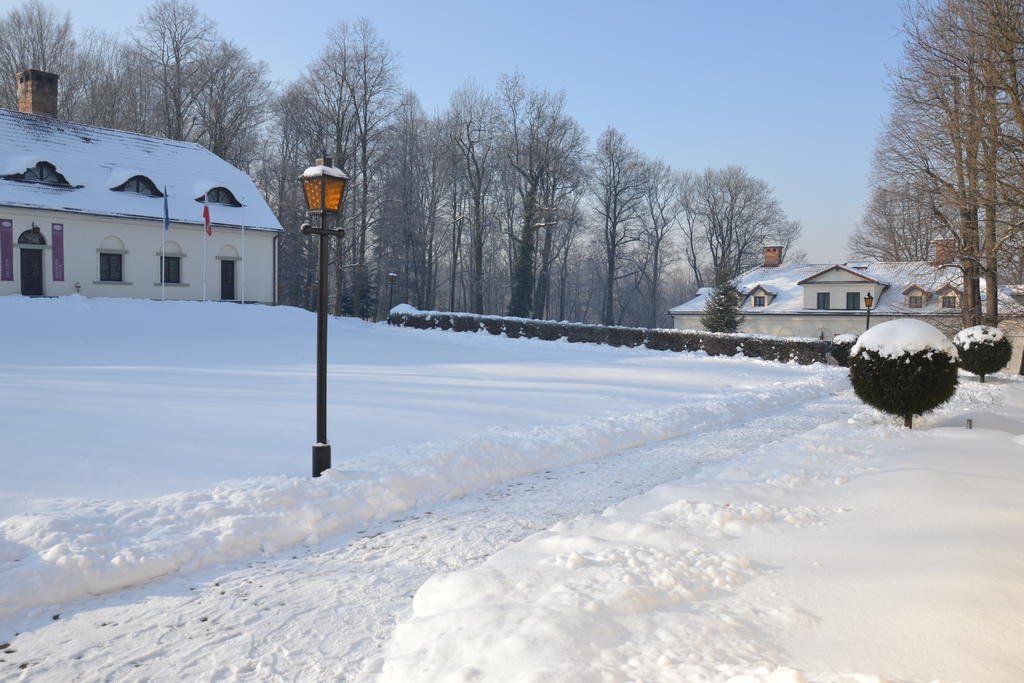 PAKIET SYLWESTROWY w Dworze Rychwałd