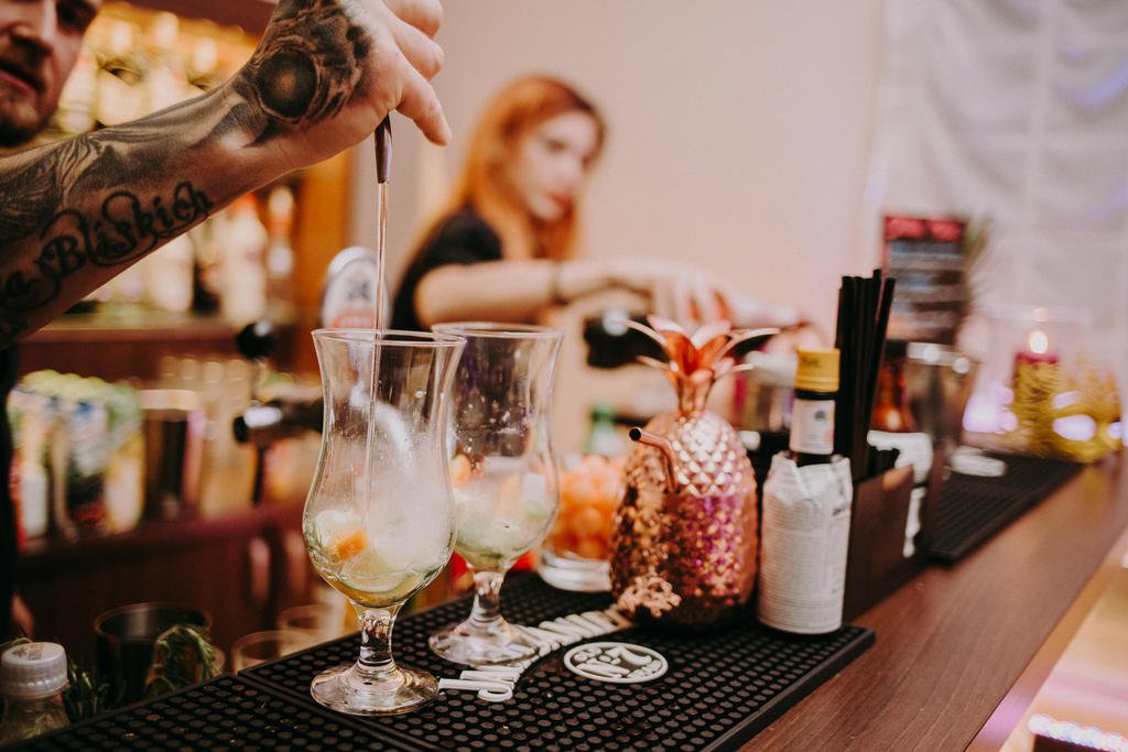 Bar