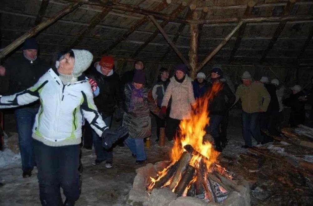 Sylwester 24/25 Pobyt 4 dni w hotelu Eljot w Sielpi - Świętokrzyskie