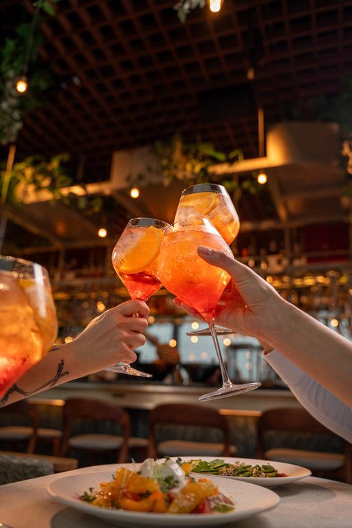 Open bar z alkoholami premium i koktajlami