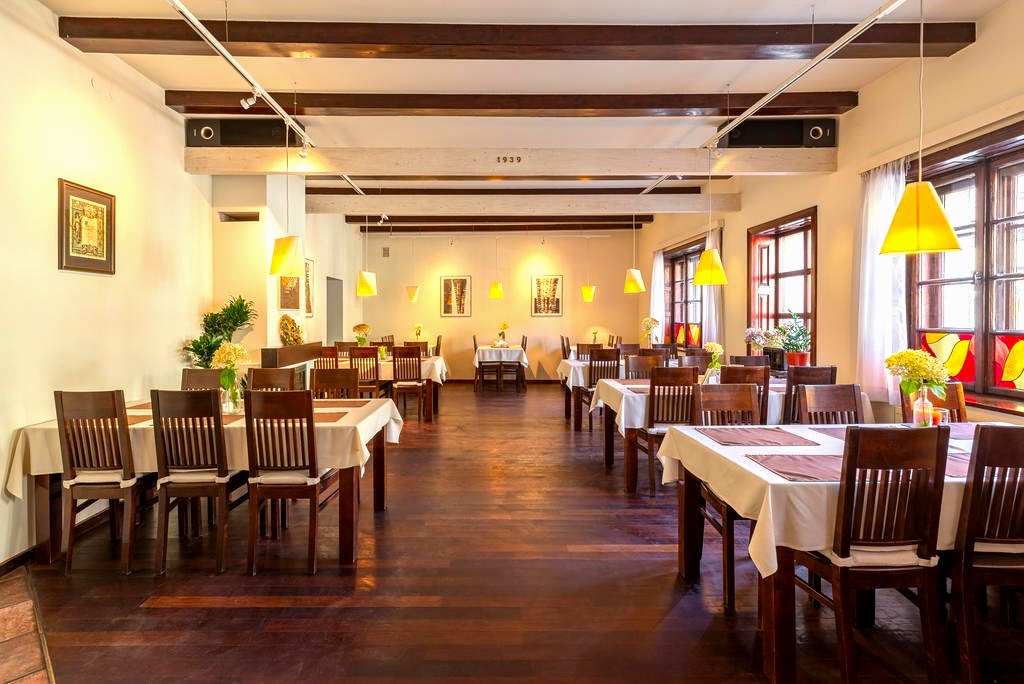 Zabytkowy hotel zaprasza na Sylwestra i Swięta